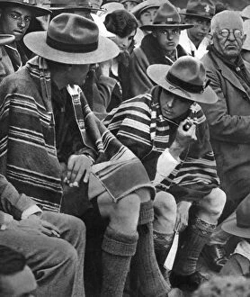 Scouts Gallery: The Prince of Wales with the Welsh scouts, 1926