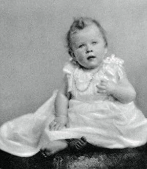 Images Dated 15th August 2006: Princess Elizabeth in 1926, when she was a few months old, (1937)