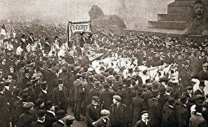 Dame Christabel Harriette Pankhurst Gallery: Procession to welcome the early release of suffragettes from prison on 19 December 1908