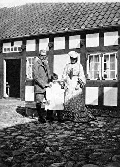 Queen Alexandras Christmas Gift Book Gallery: Professor Tuxen and his family, Skagen, Denmark, 1908.Artist: Queen Alexandra