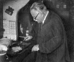 Images Dated 12th May 2009: Prosper Montagne, French chef and author, 1932