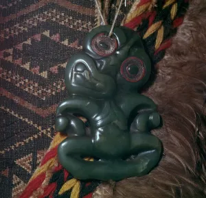 Chief Prints: Protective Maori amulet, 19th century
