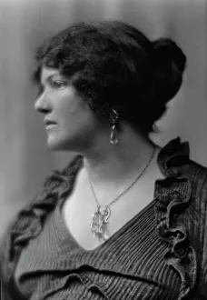 Screenwriter Prints: Putnam, Nina Wilcox, Mrs. portrait photograph, 1913. Creator: Arnold Genthe