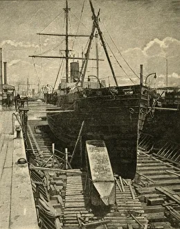 Dry Dock Gallery: Putting the Obelisk in the Hold of the Steamer, 1881. Creator: Unknown
