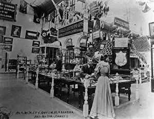 Pavilion Prints: Queen Alexandra and Major Sankey at Franco-British Exhibition