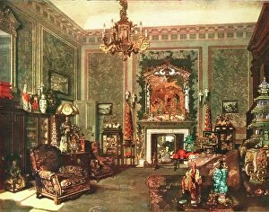 Images Dated 21st May 2018: Queen Marys Chinese Chippendale Room at Buckingham Palace, c1935