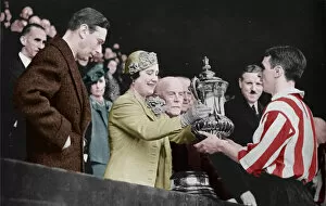 Albert Frederick Of Wales Gallery: The Queen Presents The Cup, 1937. Creator: Unknown