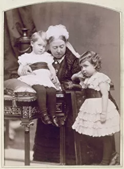 Alex Gallery: Queen Victoria with two of her grandchildren, April 1886. Artist: Alexander Bassano
