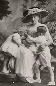 Asturias Collection: Queen Victoria of Spain with Prince Alfonso, Princess Maria Christina and Princess Beatrice, 1911