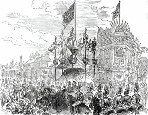 East End Prints: The Queen's Visit to the East End of London: Trophy in Whitechapel-Road