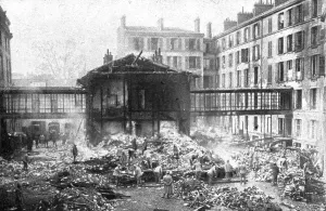 Quelques Points de Chute; Cour du ministere de la Guerre ou des baraquements ont... 1918. Creator: Unknown