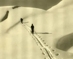 Skiing Holiday Prints: Radstadter Tauern, Tappenkar bei GroBarl, c1938. Creator: Unknown