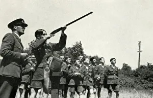RAF personnel learning to fire guns during the Second World War, 1941. Creator: Charles Brown RAF personnel learning to fire guns during the Second World War, 1941. Creator: Charles Brown