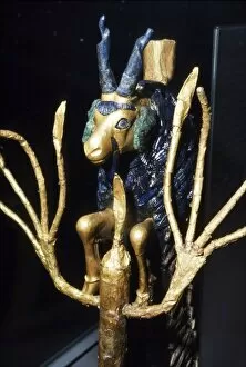 Hind Leg Gallery: Ram or Goat in a Bush from Ur, Early Dynastic, 2600 BC