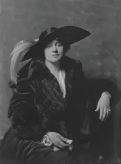 Poise Prints: Rambeau, Marjorie, Miss, portrait photograph, 1916. Creator: Arnold Genthe