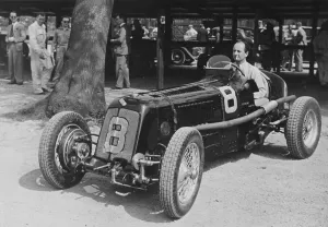 Castle Donington Prints: Raymond Mays in his 1.5 litre ERA, Donington, 1937