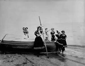 Sunhat Prints: Ready for their daily dip, between 1900 and 1905. Creator: Unknown
