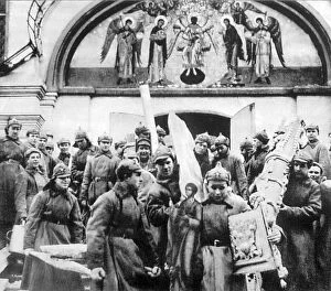 Images Dated 29th November 2008: Red Army men confiscating church treasures of the Simonov monastery, Moscow, USSR, 1925