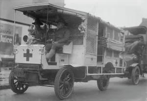 Humanitarian Aid Prints: Red Cross Auto N.G. S.N.Y. between c1910 and c1915. Creator: Bain News Service