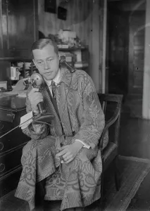 Phone Prints: Reinald Werrenrath, between c1915 and c1920. Creator: Bain News Service