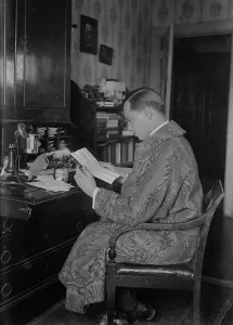 Phone Prints: Reinald Werrenrath, between c1915 and c1920. Creator: Bain News Service