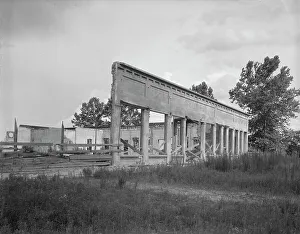 Dilapidated Prints: Remains of storefronts in Fullerton