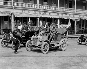 REO Mountaineer, New York to San Francisco and back, between 1900 and 1905. Creator: Unknown