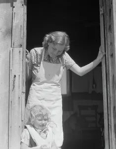 Resettlement Prints: Resettlement clients to be moved from Widtsoe area to farm in another county of Utah