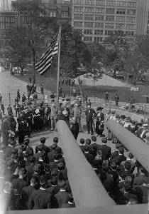 Reverend Prints: Reverend Herbert Shipman addressing recruits, 1917. Creator: Bain News Service