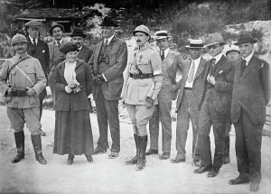 Rheims - American War Correspondents: French Officer; Mrs. Harriet C. Adams; Paul Cravath... 1916. Creator: Harris & Ewing. Rheims - American War Correspondents: French Officer; Mrs. Harriet C. Adams; Paul Cravath... 1916