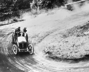 Auvergne Prints: Richard Brasier, L. Thery, 1905 Gordon Bennett race at Auvergne. Creator: Unknown