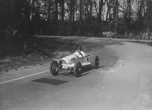 Riley offset-bodied single seater of Hector Dobbs racing at Donington Park, Leicestershire, 1935