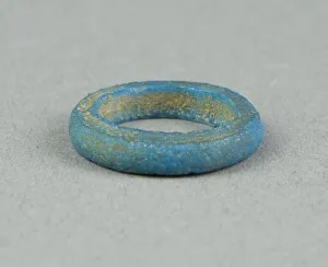 19th Dynasty Prints: Ring, Egypt, New Kingdom, Dynasties 18-20 (about 1350-1069 BCE). Creator: Unknown