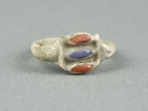 Bezel Prints: Ring with Inlaid Openwork Bezel, Egypt, New Kingdom, Dynasty 18 (about 1350 BCE)