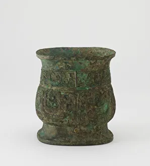 Ritual wine cup (zhi) with birds, Western Zhou dynasty, 10th century BCE Ritual wine cup (zhi) with birds, Western Zhou dynasty, 10th century BCE