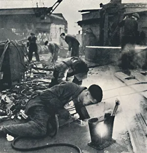 Heavy Industry Prints: Rivetting, 1941. Artist: Cecil Beaton