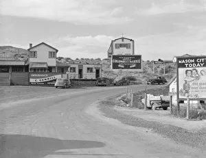Highway Gallery: Road which crosses the highway and leads from Coulee city, Grant County, Washington, 1939