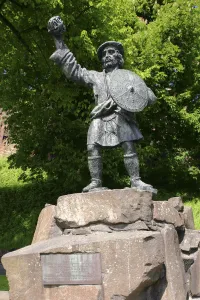 Macgregor Gallery: Rob Roy statue, Stirling, Scotland