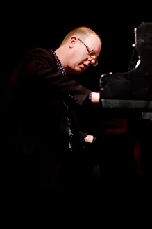 Robin Aspland (Fowler Brown Home), The Under Ground, Eastbourne, East Sussex, Oct 2015