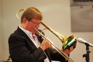 Roger Marks, The Pete Allen Band, Deanwood Park Golf Club, Newbury, Berks, 10th Oct. 2021