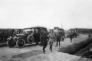 Butcher Haig Gallery: Rolls - Royce Silver Ghost Staff Car, Sir Douglas Haig. Creator: Unknown