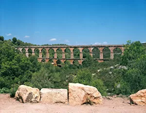 Aqueduct Collection: Roman aqueduct in Tarragona, known as the Devils Bridge. 1st century