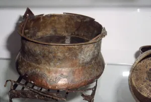 Cooking Pot Prints: Roman bronze cooking-pot