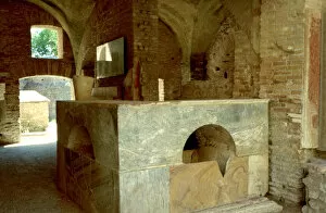 A Lorenzini Gallery: Roman thermopodium, 3rd Century AD. Artist: A Lorenzini