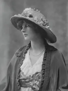 Trimming Prints: Rosen, Walter T. Mrs. portrait photograph, 1915. Creator: Arnold Genthe