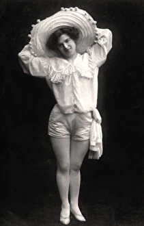 Images Dated 21st August 2007: Rosie Begarnie, British actress, 1906