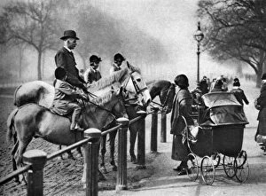 Rotten Row, Hyde Park, London, 1926-1927