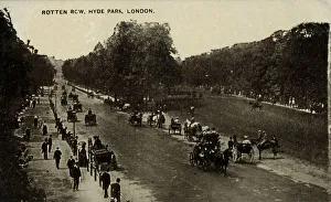 Rotten Row, Hyde Park, London, late 19th-early 20th century. Creator: Unknown