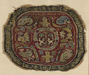Wool And Linen Prints: Roundel, Egypt, Roman period (30 B. C. - 641 A. D. ) / Arab period (641-969), 7th century
