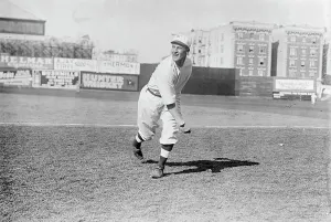 Fielder Prints: Roy Hartzell, New York, AL (baseball), 1911. Creator: Bain News Service